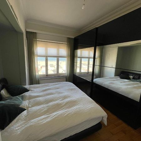 Uniek Appartement Op De Zeedijk Met Parking Oostende Dış mekan fotoğraf