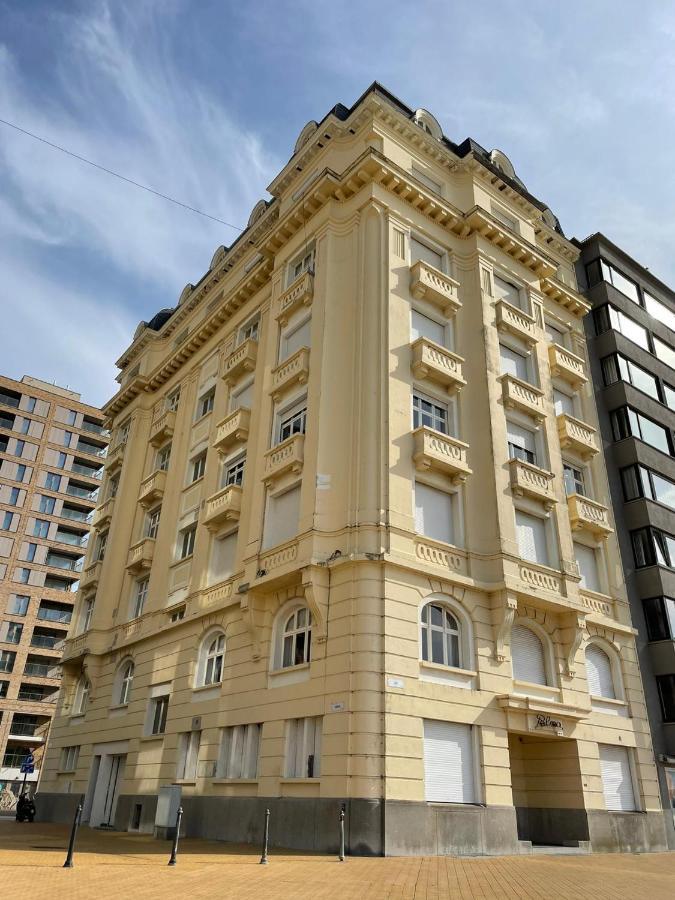 Uniek Appartement Op De Zeedijk Met Parking Oostende Dış mekan fotoğraf