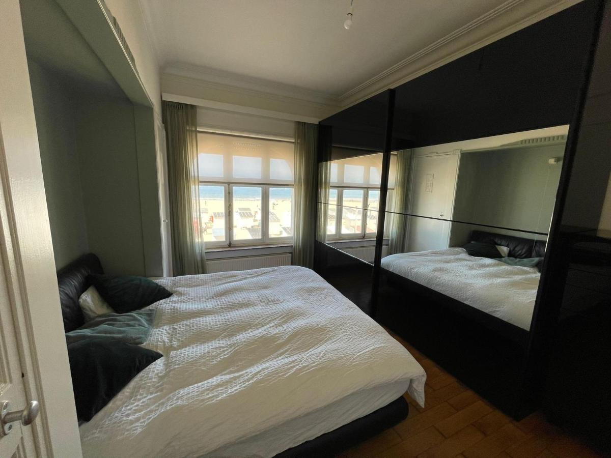Uniek Appartement Op De Zeedijk Met Parking Oostende Dış mekan fotoğraf