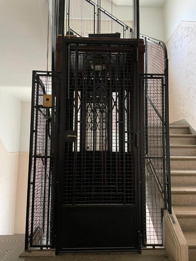 Uniek Appartement Op De Zeedijk Met Parking Oostende Dış mekan fotoğraf